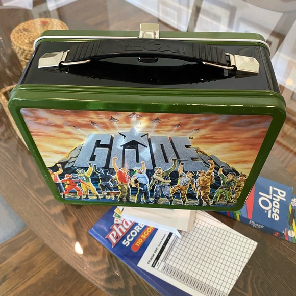 Vintage metal GI Joe lunch box; minor scratches; latch works great. - Picture 6 of 11
